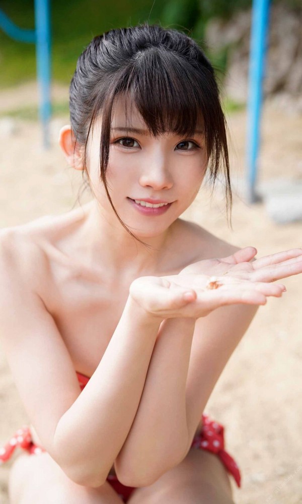 えなこ めっちゃかわいい水着グラビア画像！