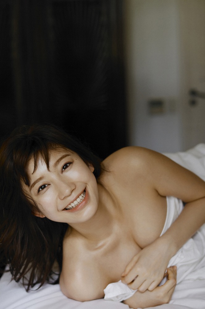 小倉ゆうか 激かわボインの水着グラビア画像！