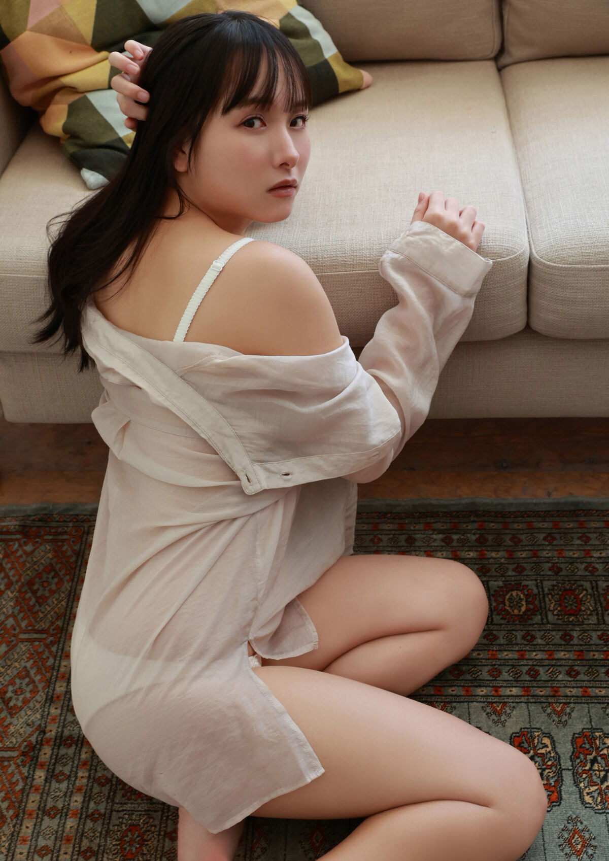 Mayu Niiya 新谷真由 - やわらかな想い出BOMBデジタル写真集
