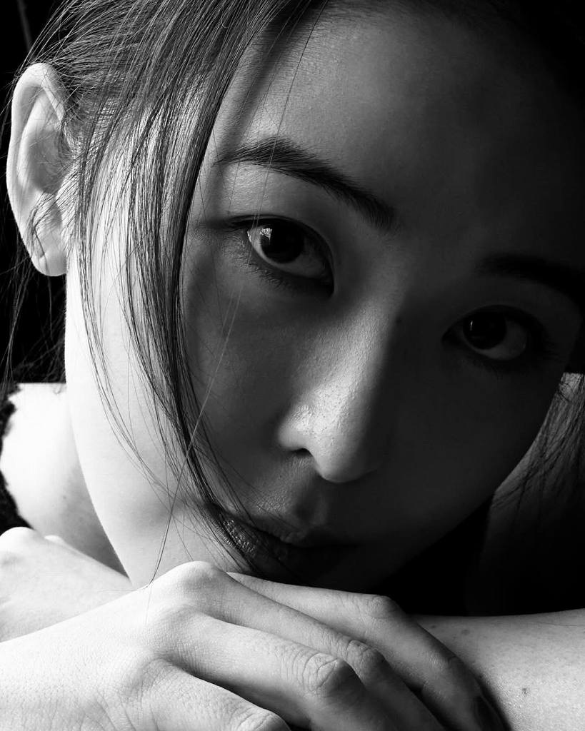 おしの沙羅 Gカップボインの水着グラビア画像！