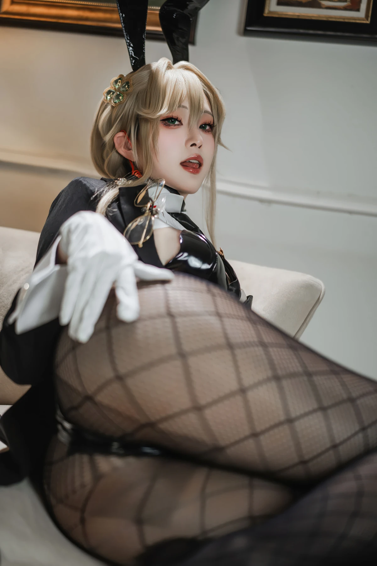 Cosplay Natsuko夏夏子 – NIKKE 爱德 特工兔女郎