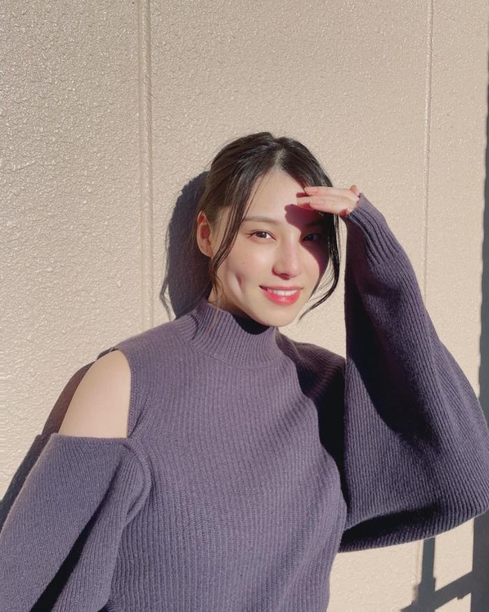 相楽伊織 けっこうボインな水着グラビア画像！