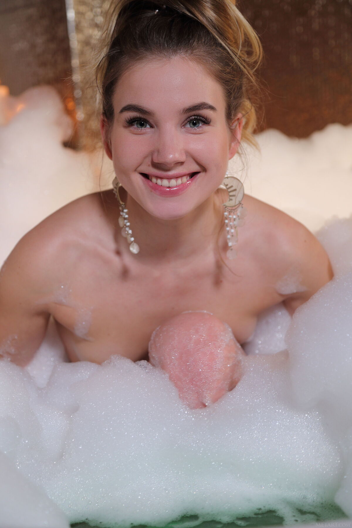 MetArt Lola Krit - Bubble Butt