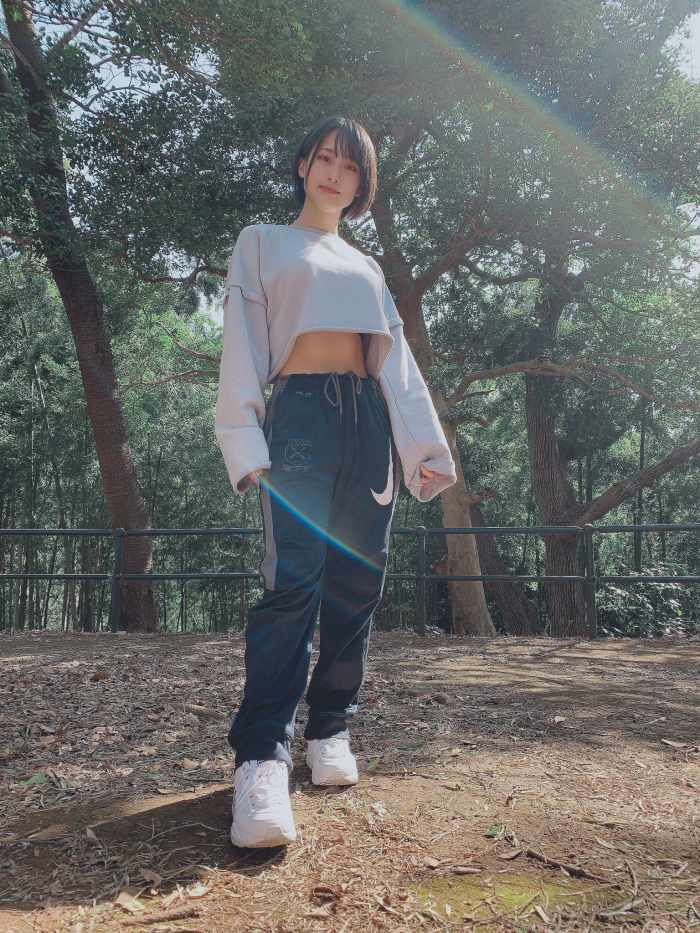 澄田綾乃 はみ出るFカップの水着グラビア画像！