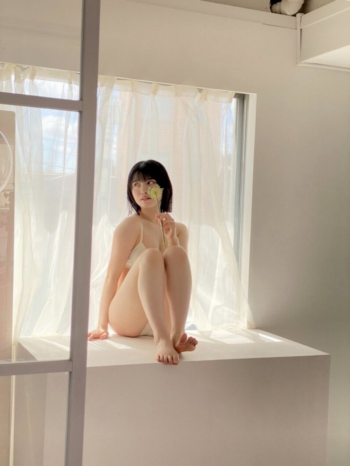 石浜芽衣 キュートな水着グラビアほか画像！