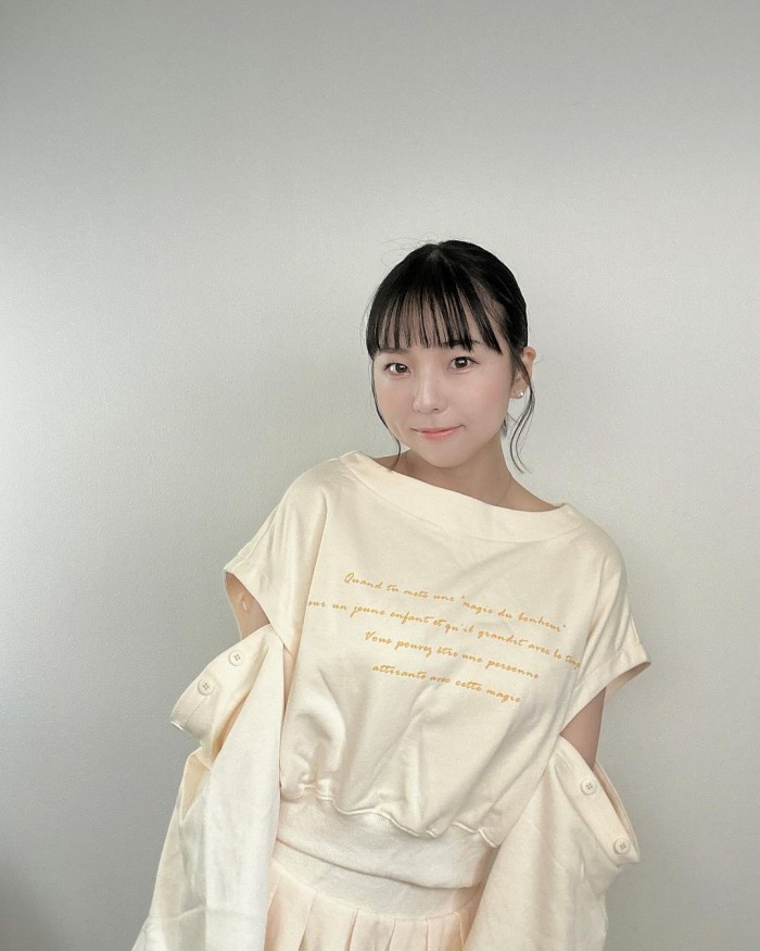 鍛治島彩 キュートな水着グラビアほか画像！