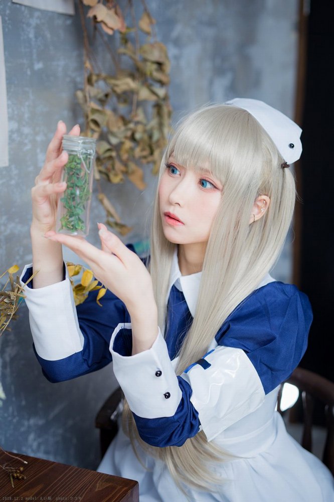 えい梨 美しいコスプレ＆水着グラビア画像！