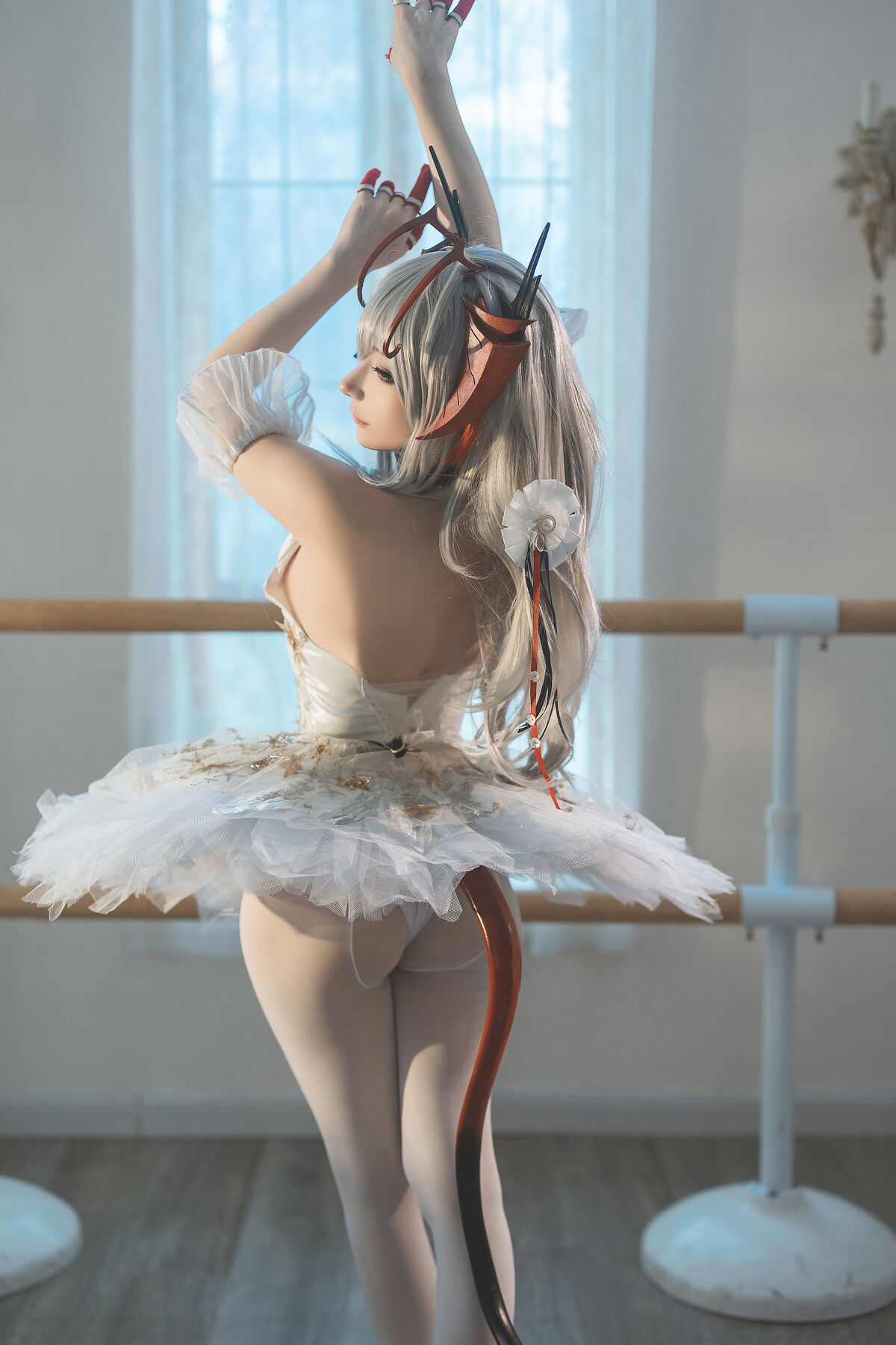 Coser@是三不是世w - 明日方舟 W 芭蕾
