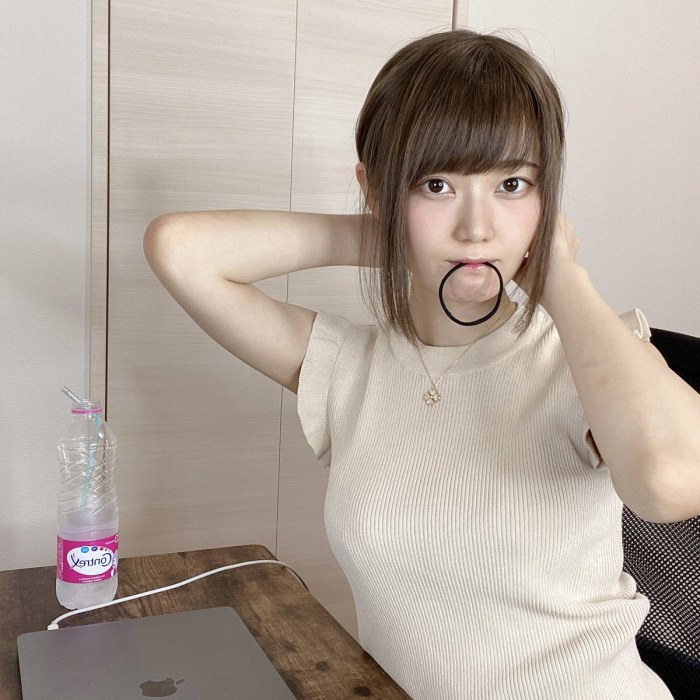 いけちゃん 細身でEカップの水着グラビア画像！