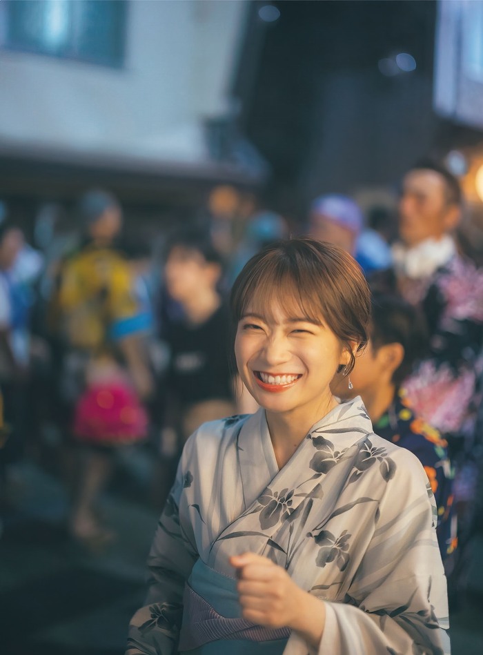 秋元真夏 激かわな水着・ランジェリー画像！