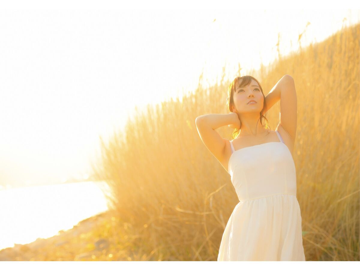Non Ohana 小花のん - Prestige Photobook Bitter And Sweet