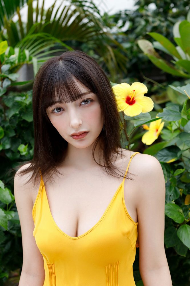 エリマリ ハーフ姉妹の水着グラビア画像！！