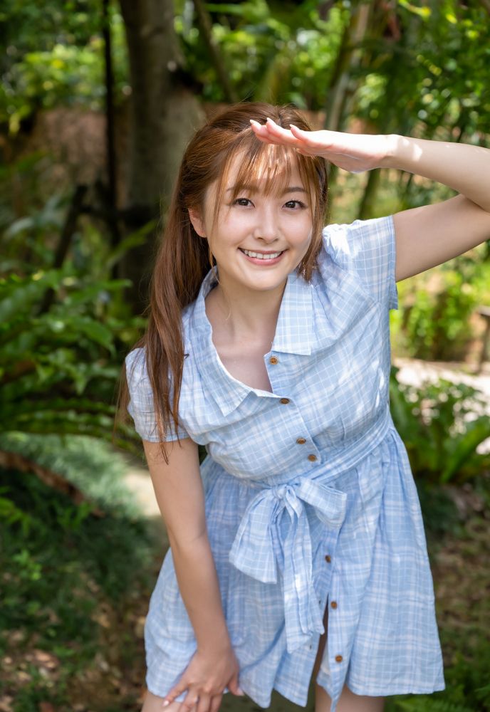 青空ひかり 笑顔がかわいい純朴ヌード画像！