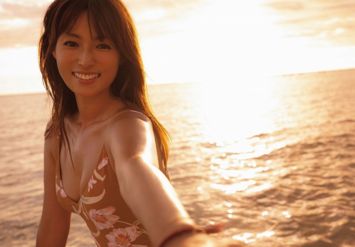 深田恭子 ムッチリ水着＆下着グラビア画像！