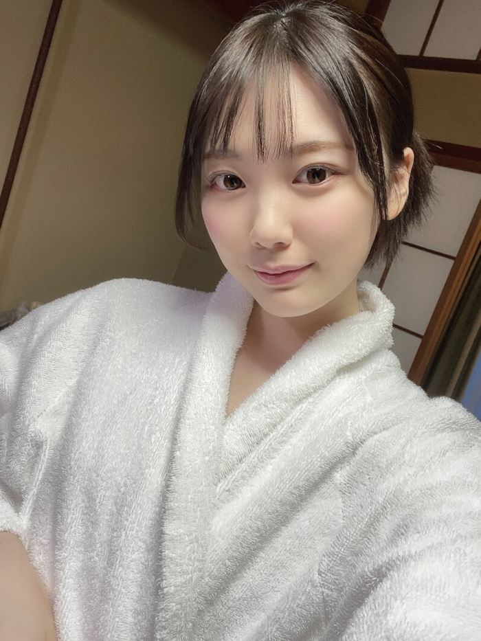 石川澪 Cカップおっぱいの激かわヌード画像！