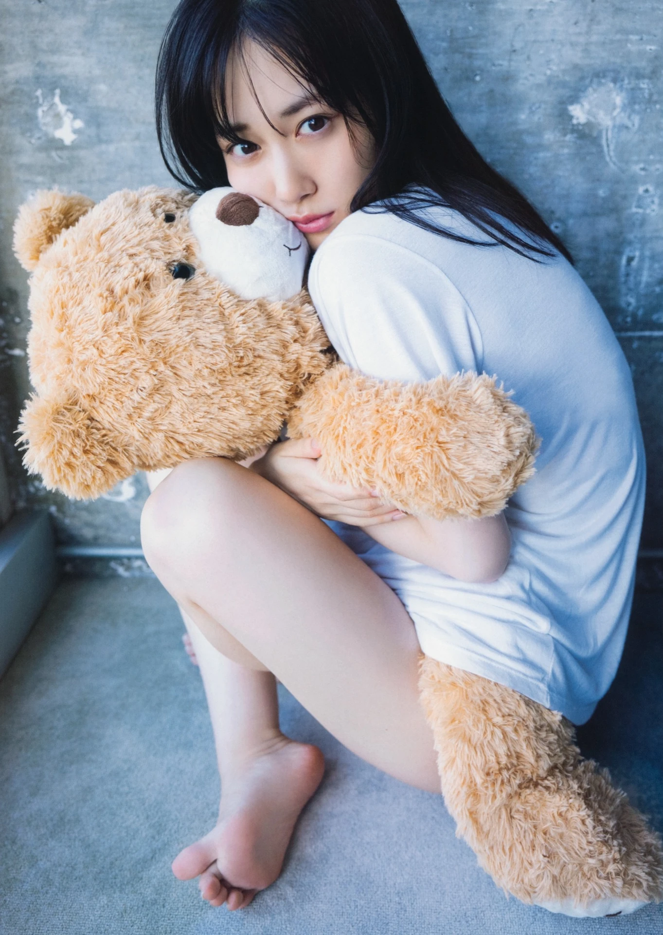 Mizuki Yamashita 山下美月, 2nd写真集 「ヒロイン」 Set.01