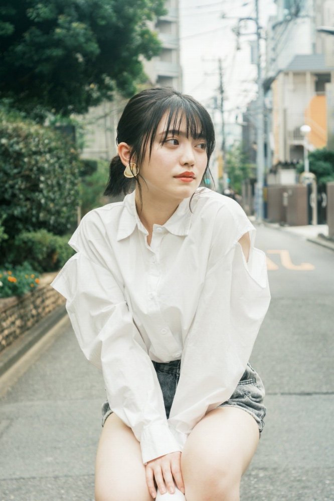 石浜芽衣 キュートな水着グラビアほか画像！