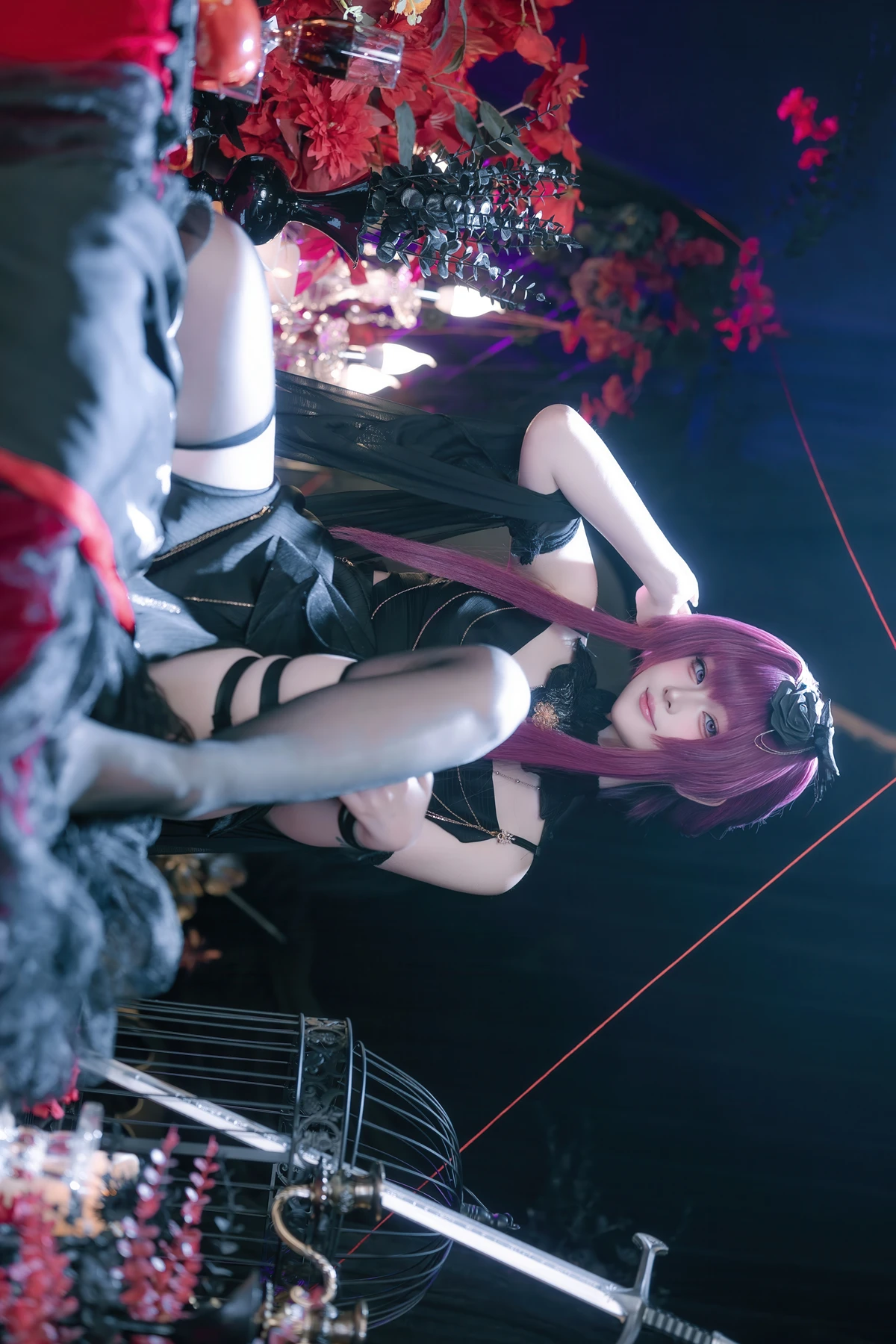 Cosplay 屿鱼 – 崩坏 星穹铁道 卡芙卡 缚月之夜