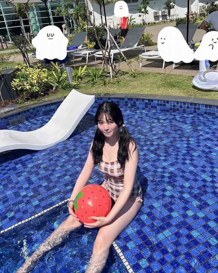 秋田そな Gカップボインの水着グラビア画像！