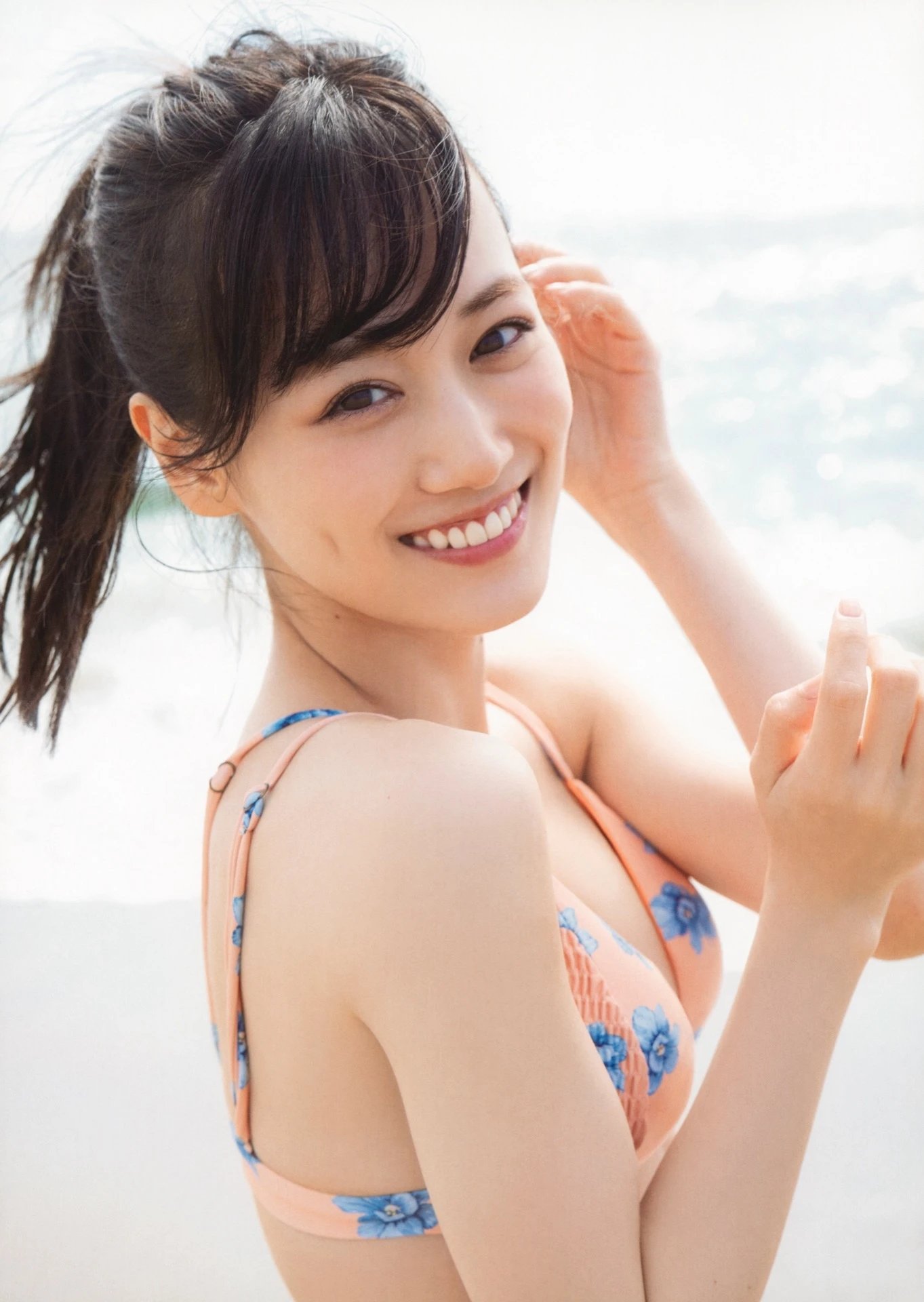 Mizuki Yamashita 山下美月, 2nd写真集 「ヒロイン」 Set.02