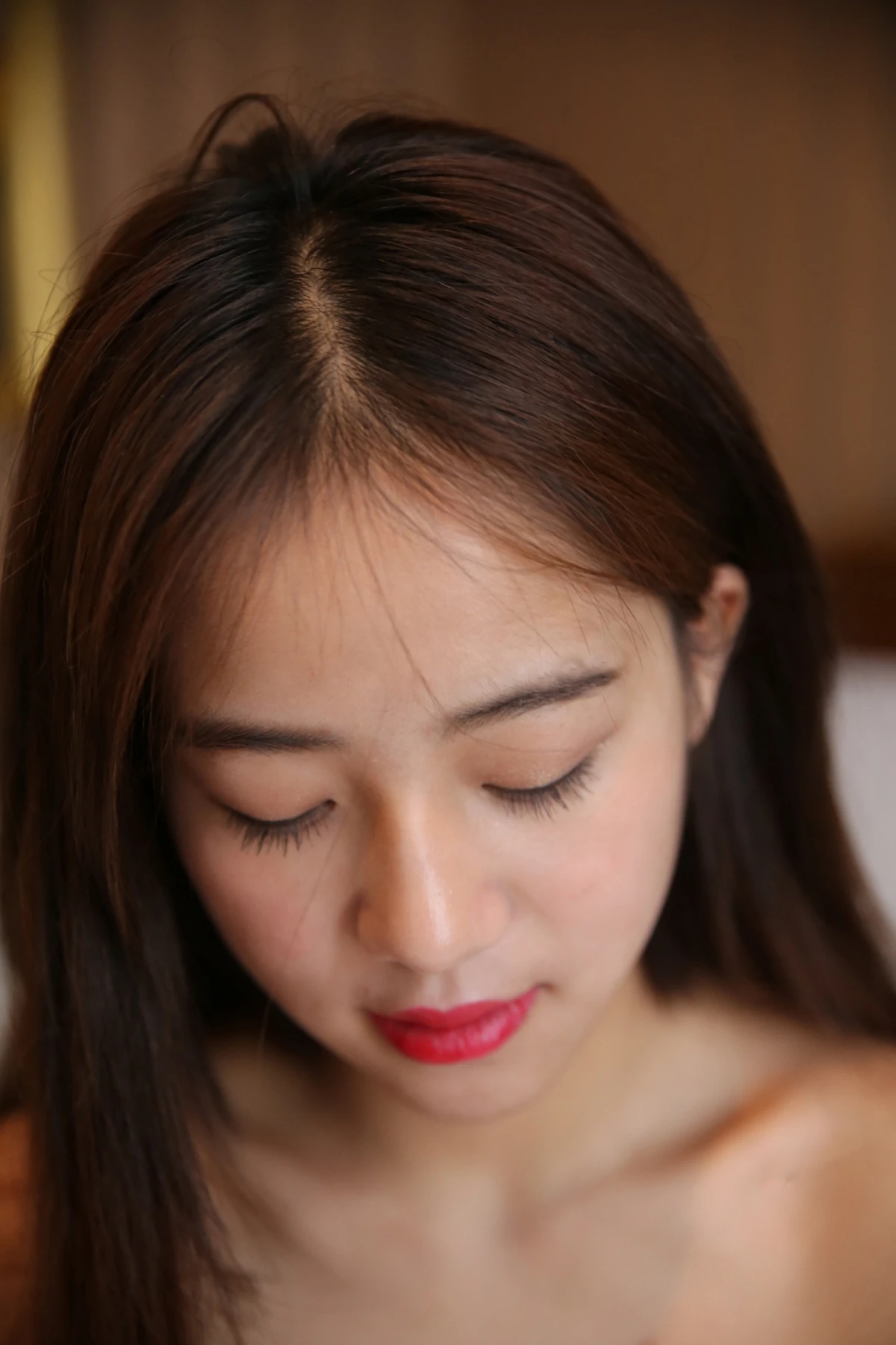 洛溪 – 甜美长腿软妹 全尺度私拍 Set.01