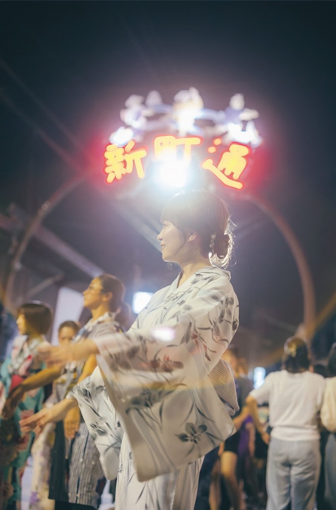 秋元真夏 激かわな水着・ランジェリー画像！