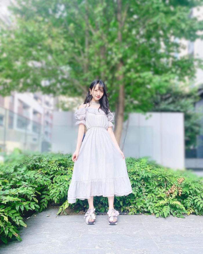 石田千穂 めちゃかわな水着グラビア画像！！