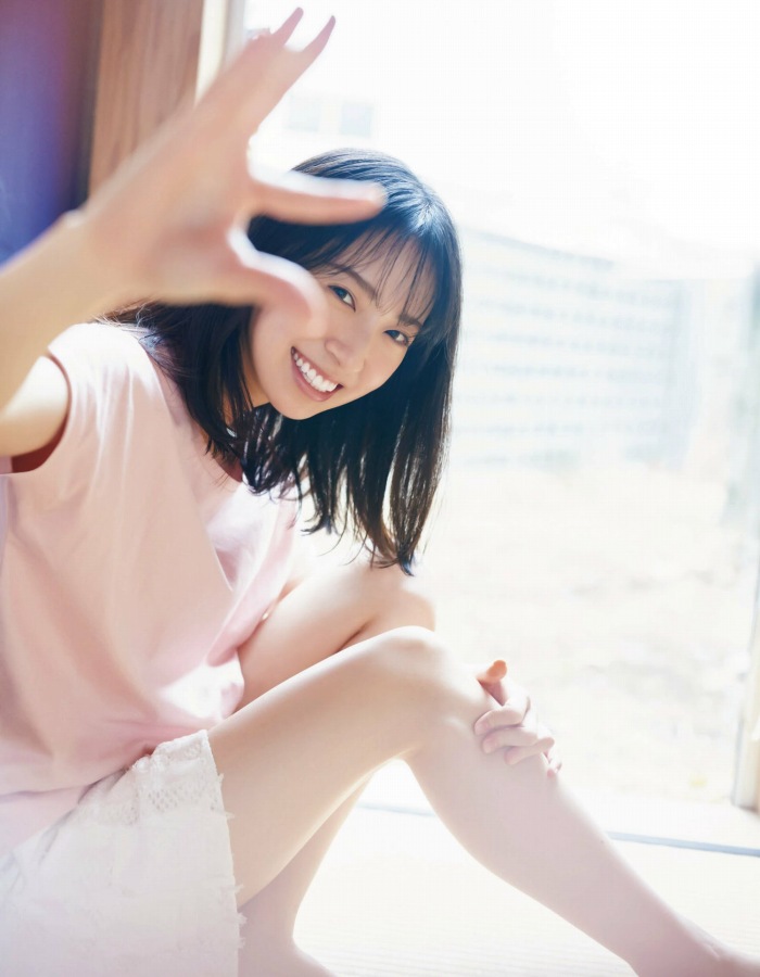 金村美玖 しっとりかわいい水着＆生脚画像！