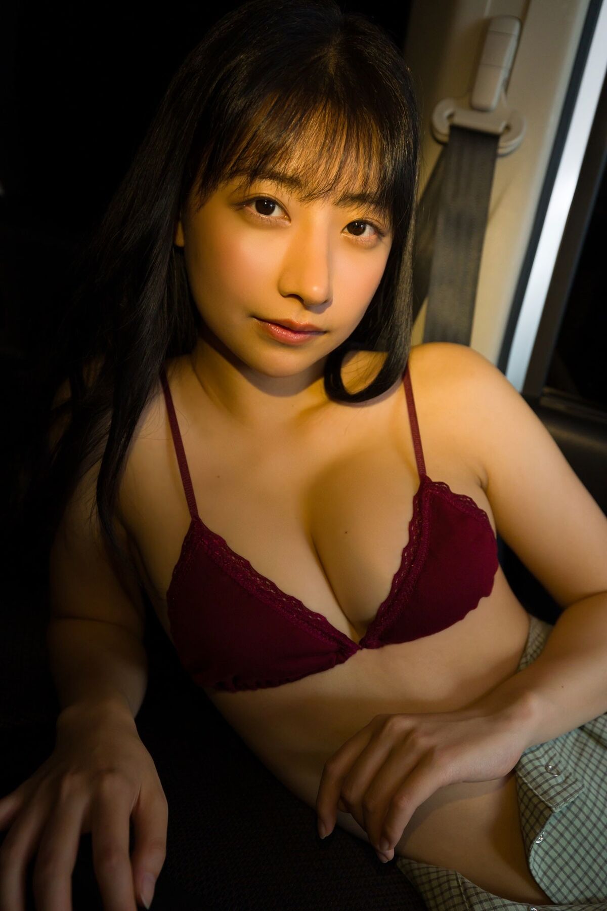 Yuka Suzuki 鈴木優香 - 密室のふれあい SPA デジタル写真集