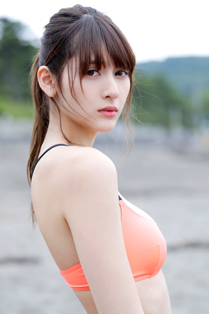 アンジェラ芽衣 素敵すぎ水着グラビア画像！