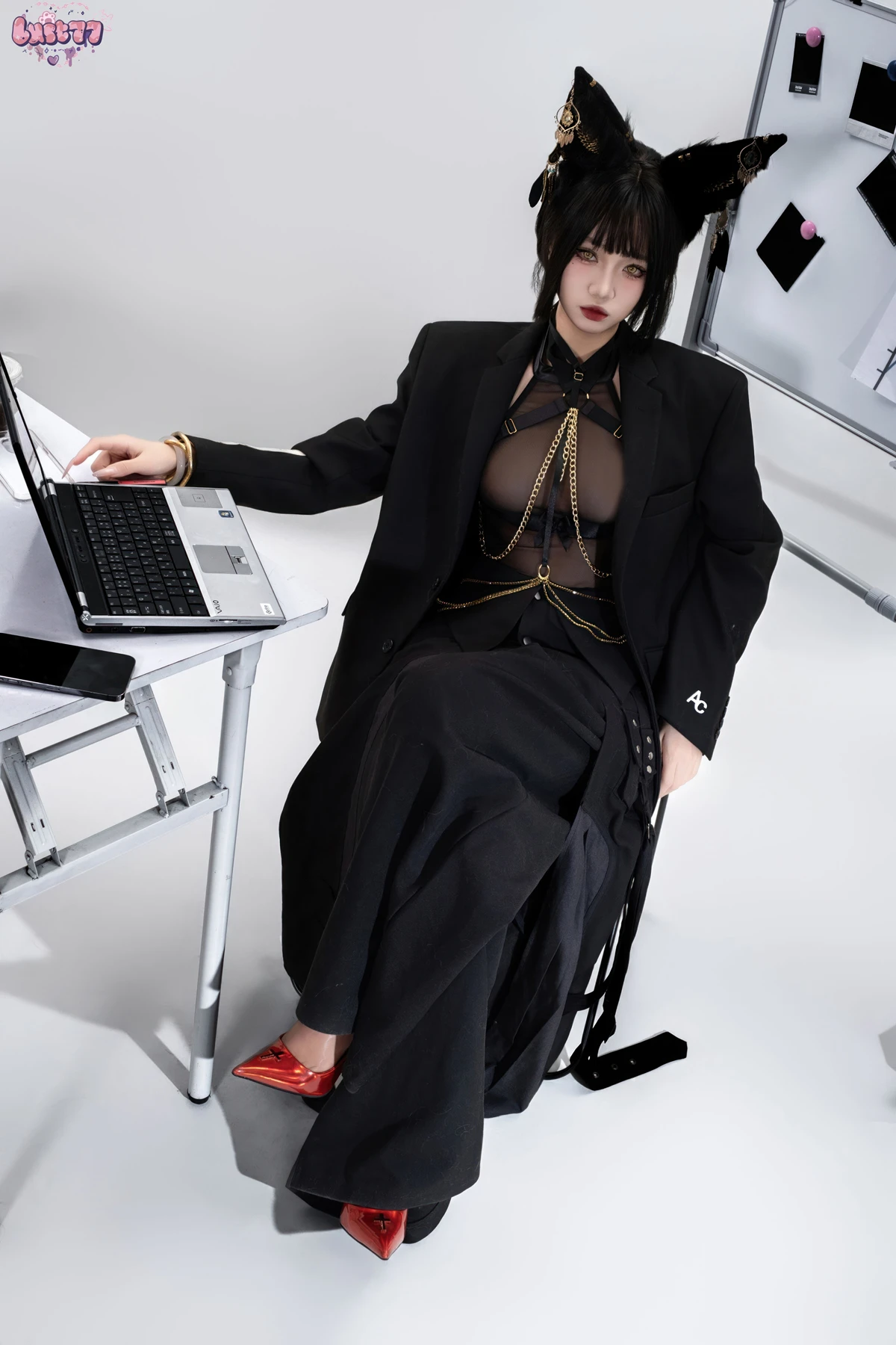 Cosplay 柒柒要乖哦 – 黑·阿努比斯 Set.02