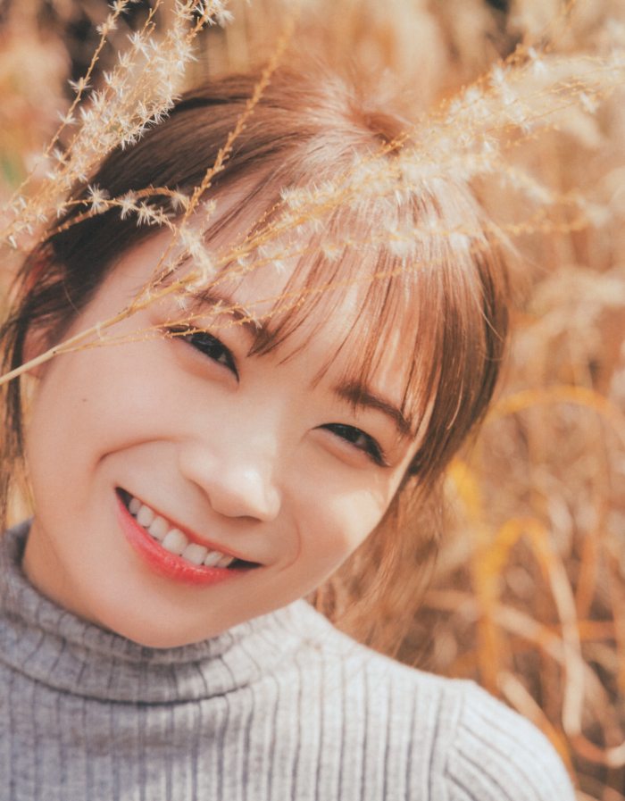 秋元真夏 激かわな水着・ランジェリー画像！