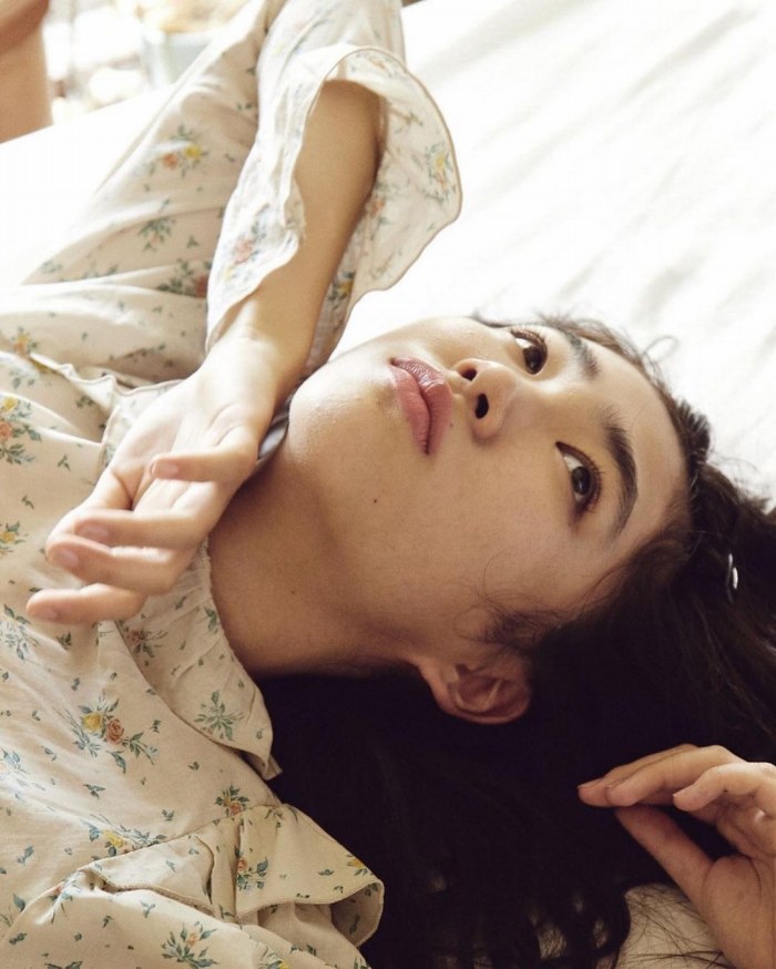 瑚々 スタイル抜群すぎる水着グラビア画像！