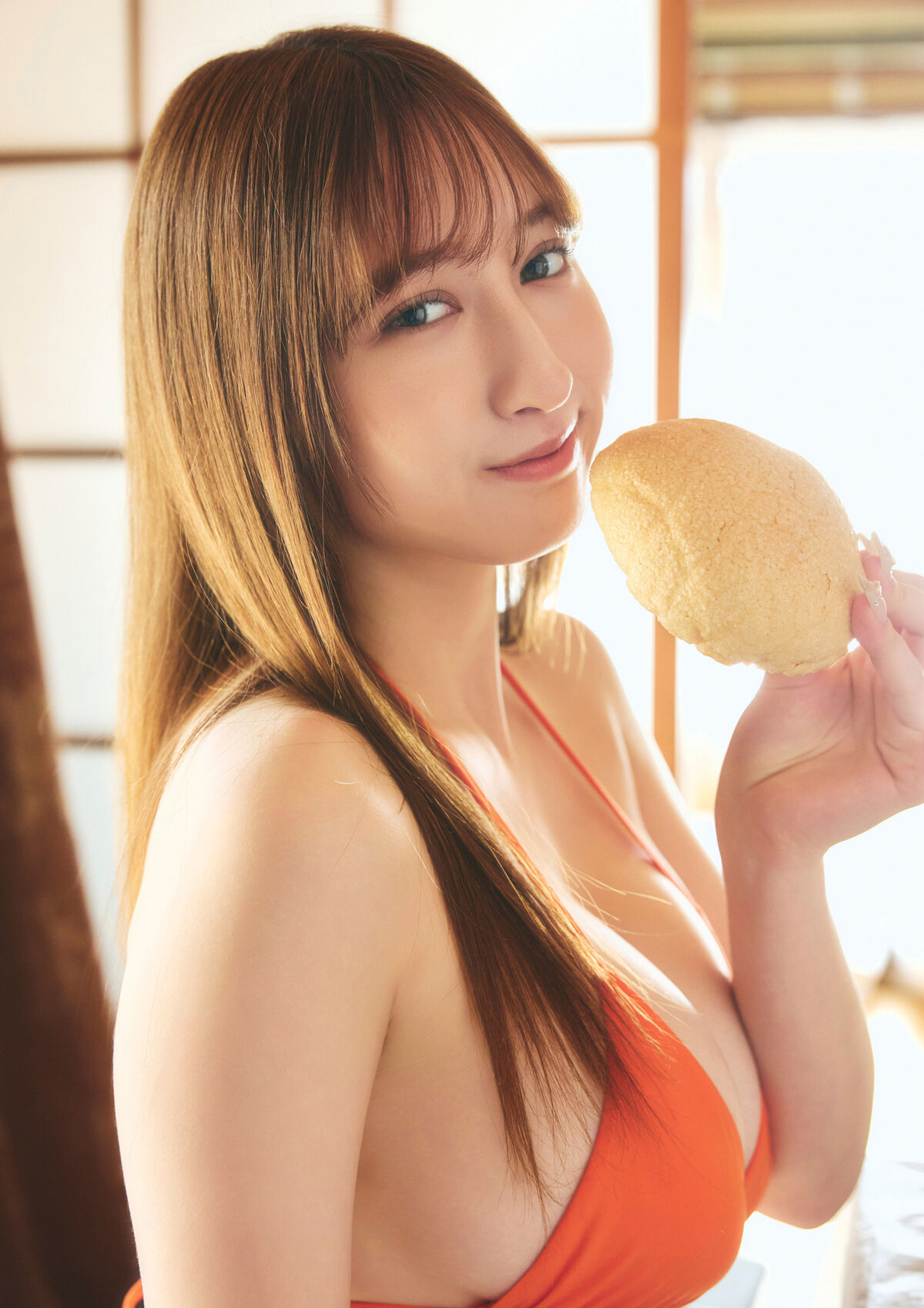 Hanna Sembokuya 仙北谷ハンナ - BUBKAデジタル写真集 ねぇ、こっち見て