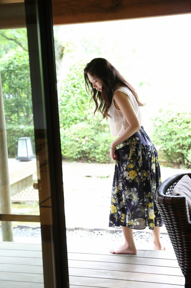 街山みほ 美乳ヘアヌード＆水着グラビア画像！