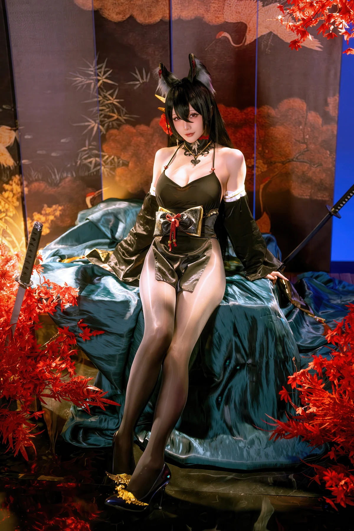 Cosplay 星之迟迟Hoshilily – 2025年12月计划E 碧蓝航线 近江