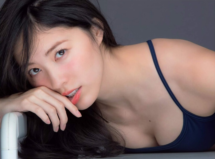 松井珠理奈 水着＆セミヌードグラビア画像！