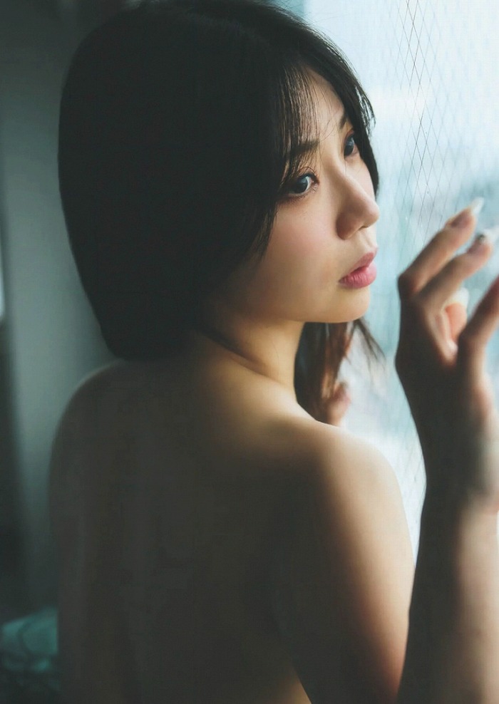 鈴木ふみ奈 Iカップの水着グラビア画像ほか！