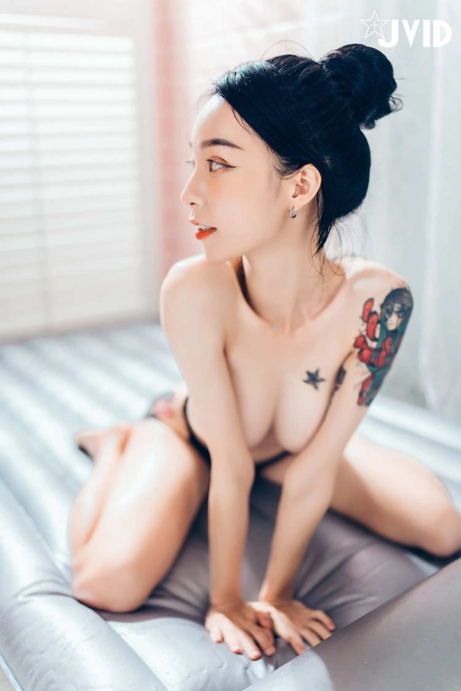 [JVID] Lele 樂樂 & 飄飄哥 - 上司新人下属 无内黑丝终极奥义