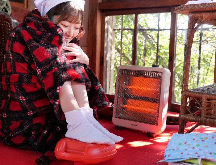 青空ひかり 笑顔がかわいい純朴ヌード画像！