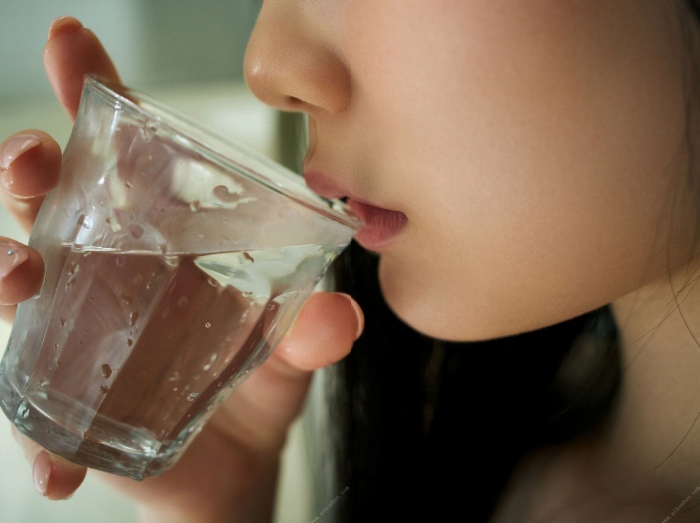 石川澪 Cカップおっぱいの激かわヌード画像！