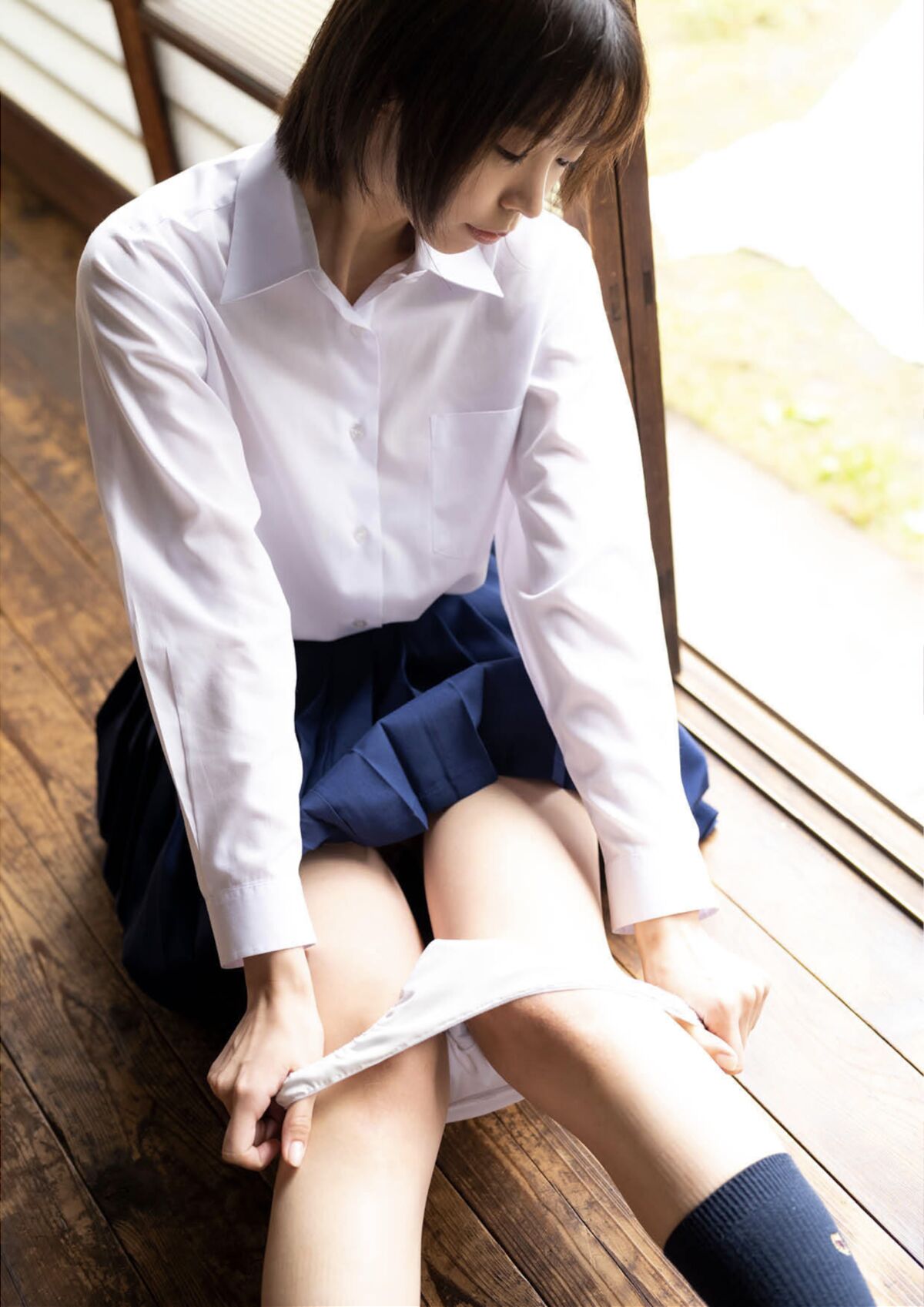 Manaka Tugu 真中つぐ - デジタル写真集 Eureka