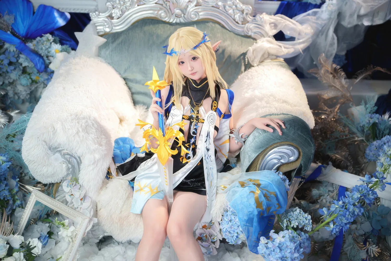 [Cosplay] Seele麦麦 - 鸣潮 菲比&卡提希娅·蓝色花海物语