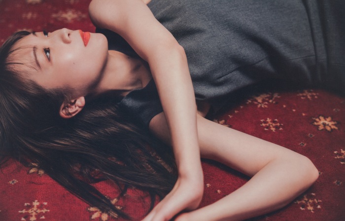 秋元真夏 激かわな水着・ランジェリー画像！