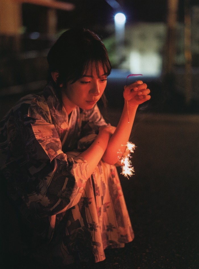 金村美玖 しっとりかわいい水着＆生脚画像！