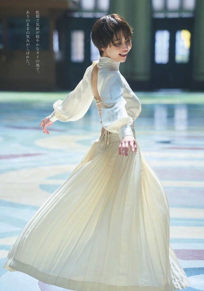 渡邊渚 おっぱいが凄い水着グラビア他画像！