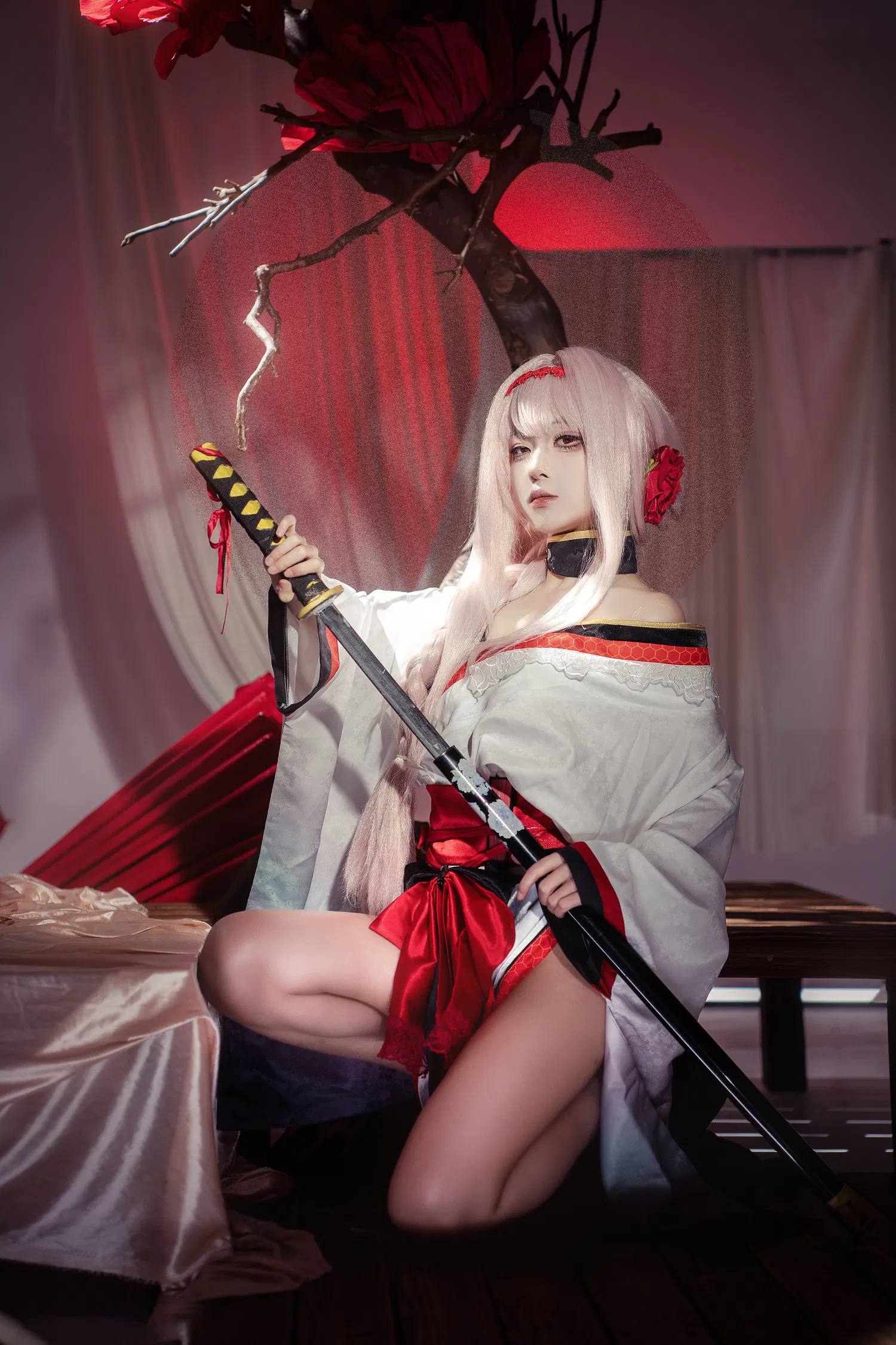 [Cosplay] 矢量鱼 Nikke胜利女神 暗莲