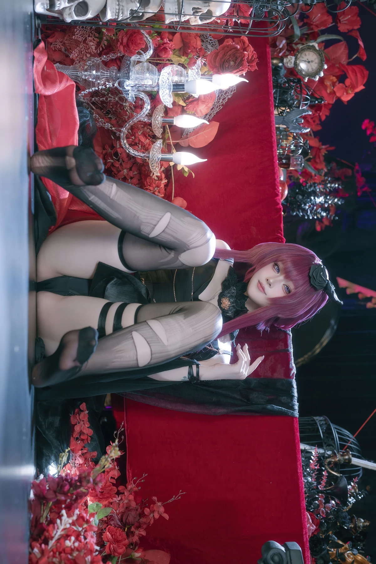 Cosplay 屿鱼 – 崩坏 星穹铁道 卡芙卡 缚月之夜