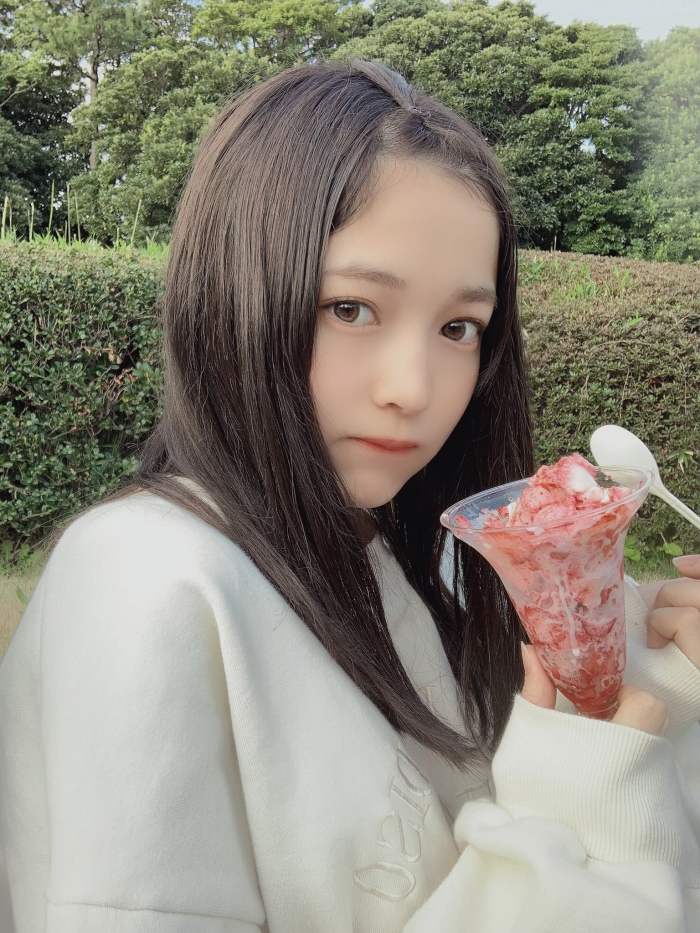 黒嵜菜々子 ふわふわボインの水着グラビア画像！