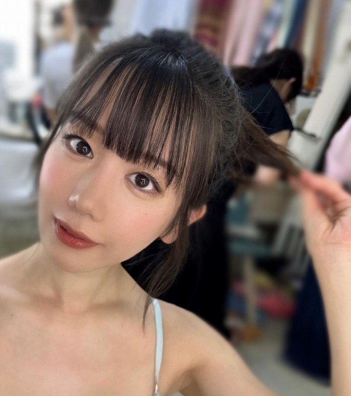 あらた唯 スタイル抜群の水着グラビア画像！